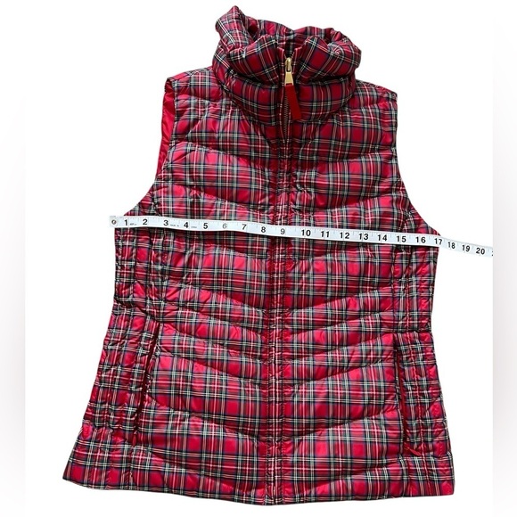 Talbots Down-Fill Puffer Vest – Cheerful Plaid – Petite Small
Cozy Lightweight - Picture 9 of 12
